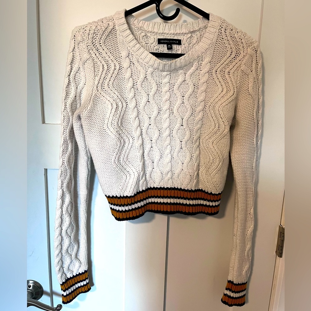 Kendal & Kylie cropped sweater